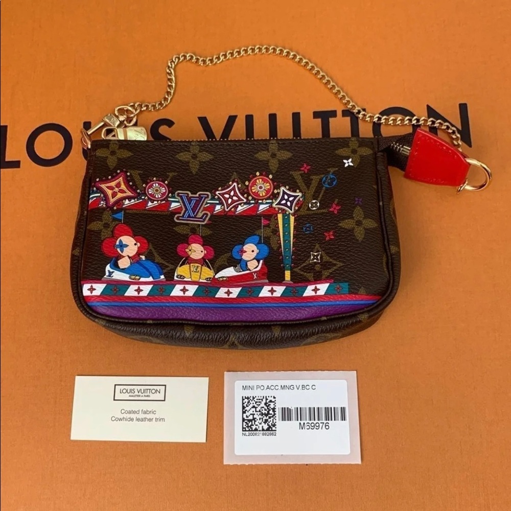 Louis Vuitton Mini Pochette Christmas Edition